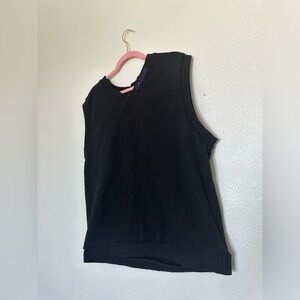 GX1000 black/purple lettering vest